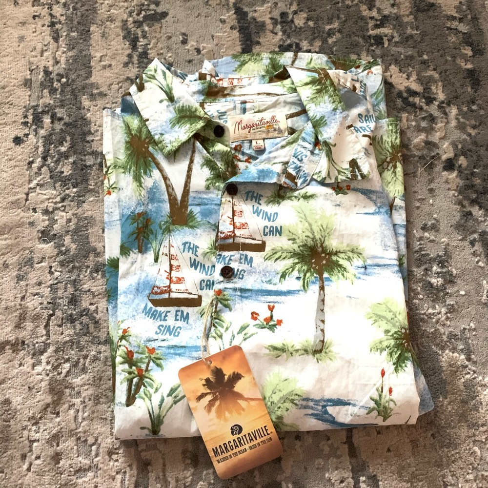 Men’s large Margaritaville tropical shirt!